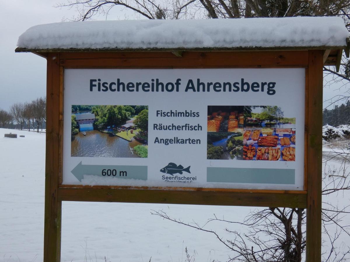 Ferienhaus Mit 2 Fewo In Mecklenburg Apartment Wesenberg Luaran gambar