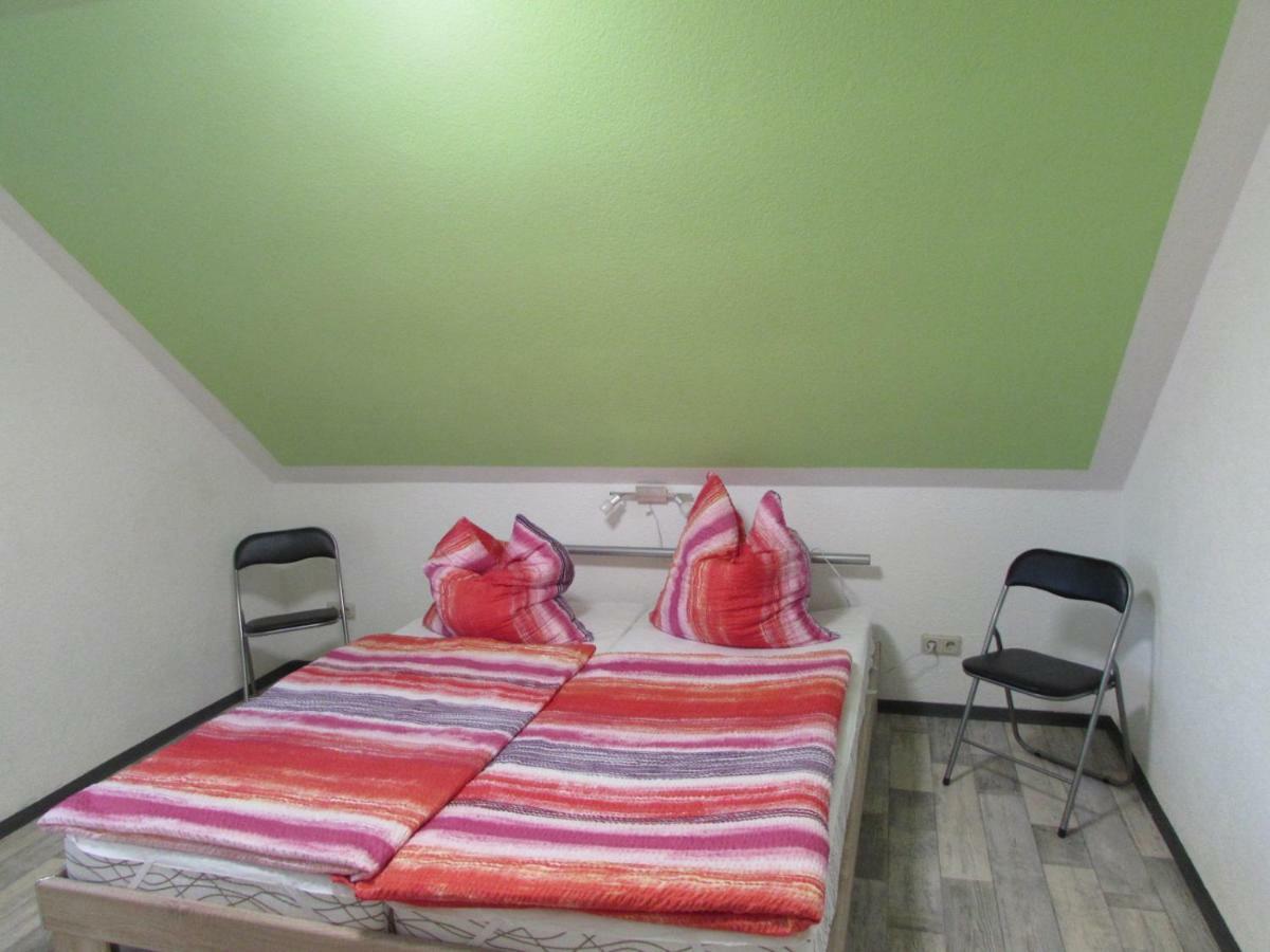 Ferienhaus Mit 2 Fewo In Mecklenburg Apartment Wesenberg Luaran gambar